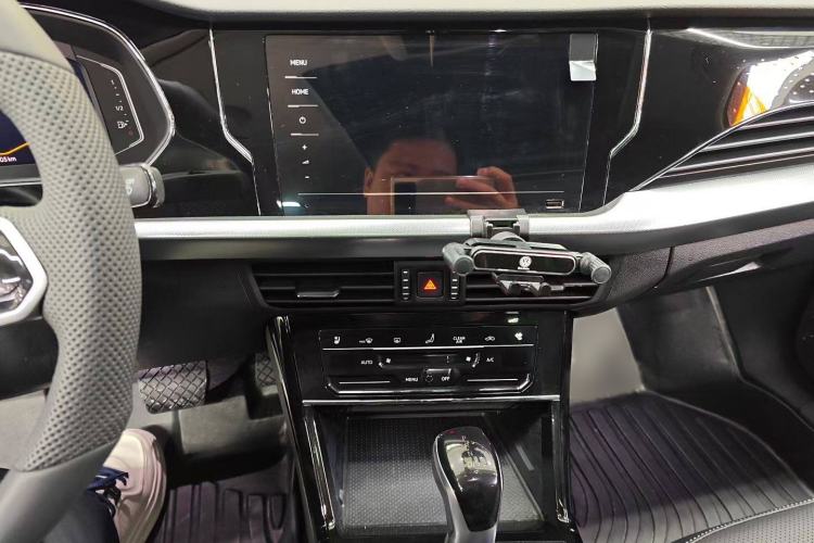 Used Volkswagen Passat 2024 380TSI Dragon Edition
