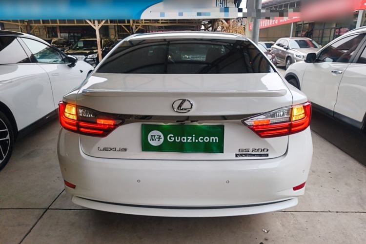 Used Lexus ES 2016 200 Midnight Special Limited Edition