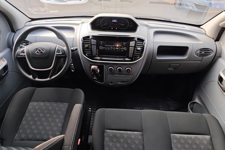 Used SAIC MAXUS Xintu V80 2021 2.0T Manual Classic Aoyuntong Short Wheelbase Mid-Height 7/8/9-Seater