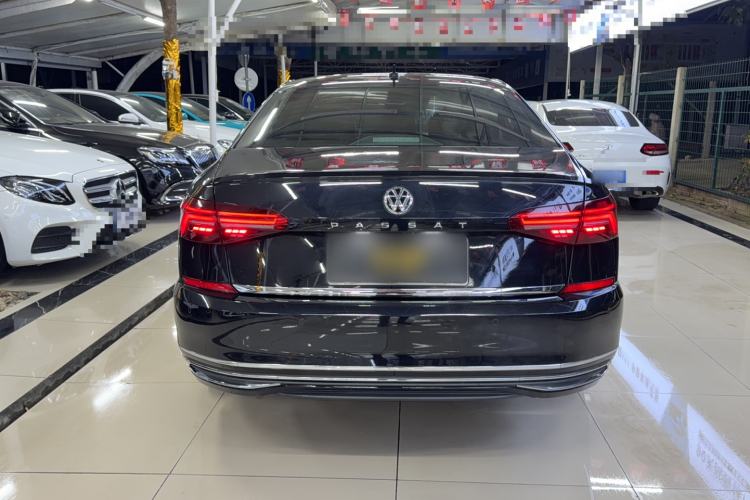 Used Volkswagen Passat 2019 380TSI Prestige Edition China VI Standard
