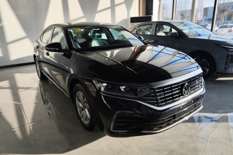 Used Volkswagen Passat New Energy 2025 430 PHEV Hybrid Business Edition
