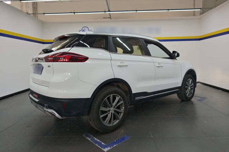 Used Geely Auto Emgrand X7 Sport 2018 2.0L Manual Two-Wheel Drive Zhiya Version
