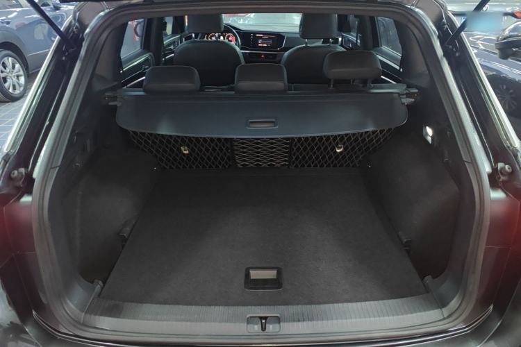 Used Volkswagen Tayron 2020 380TSI All-Wheel Drive R-Line Connected Version
