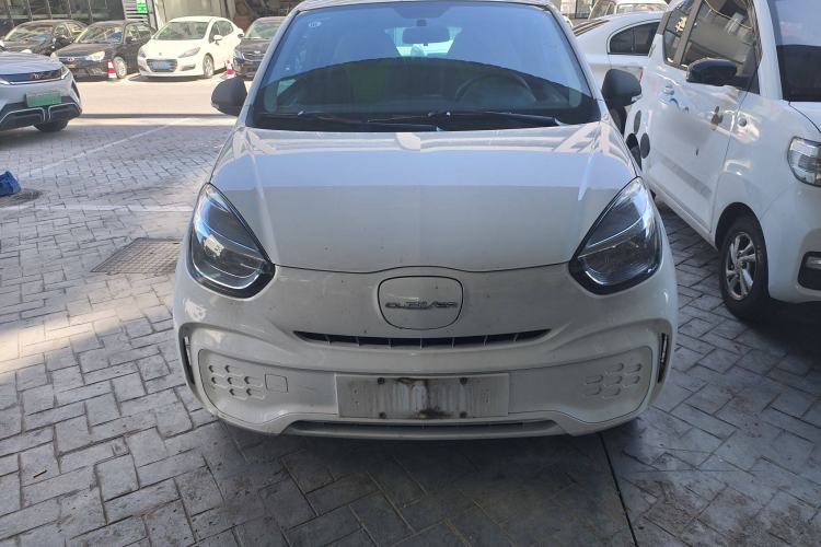 Used Roewe Clever 2021 302 km New Four-Seater Super-Efficient Version
