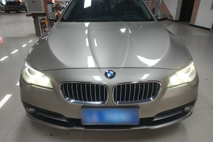 Used BMW 5 Series 2014 525Li Leading Model
