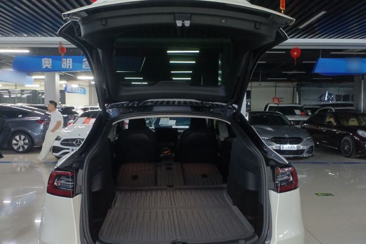 Used Tesla Model Y 2024 Rear-Wheel-Drive Version