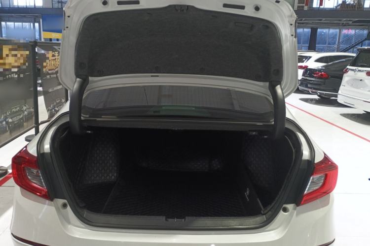 Used Honda Accord 2018 Rui Hybrid 2.0L Rui Zhi Version China V Emission Standard
