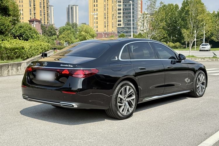 Used Mercedes-Benz E-Class 2024 Refresh E 300 L Stylish Edition
