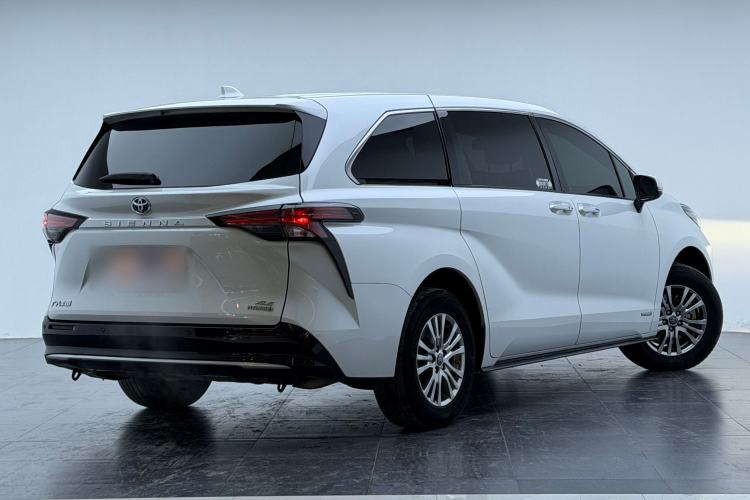 Used Toyota Sienna 2021 2.5L Hybrid Luxury Edition
