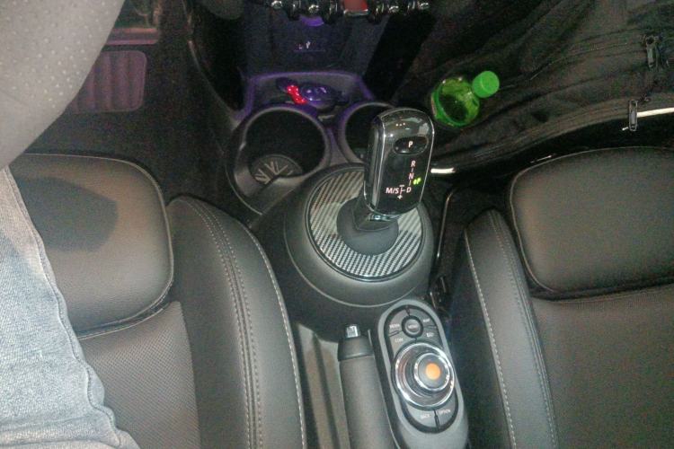 Used  MINI 2021 1.5T COOPER Classic Edition
