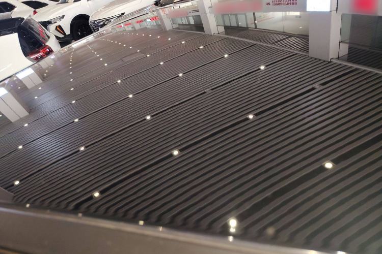 Used Chery QQ Ice Cream 2022 170km Sundae Phosphate Lithium-Ion
