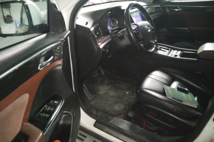 Used GAC Trumpchi GS8 2017 320T Two-Wheel Drive Luxury Smart Connectivity Version (7 Seats)
