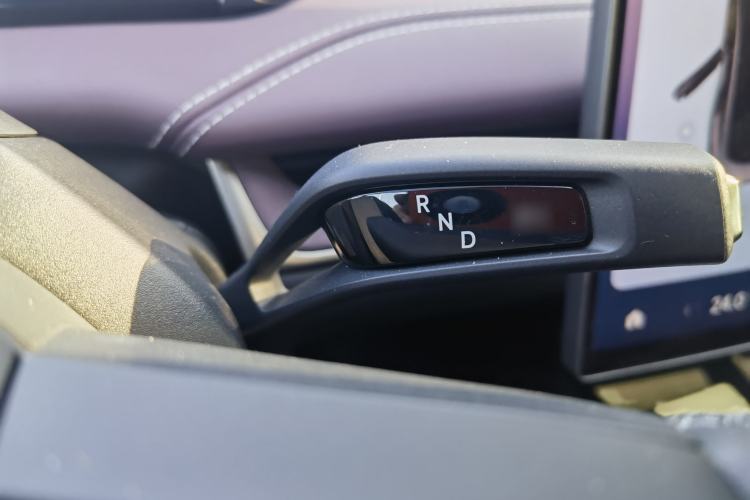 Used  SU7 2024 Rear-Drive Ultra-Long Range Advanced Pro-Level Intelligent Driving Version
