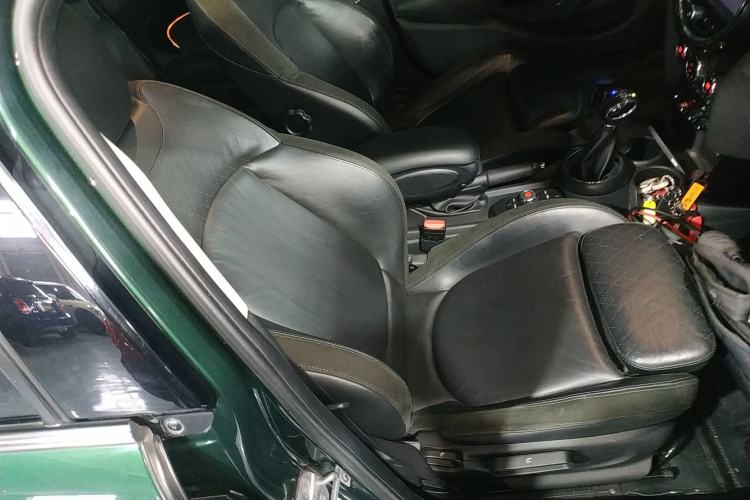 Used  MINI 2016 1.5T COOPER Pioneer Edition Five-Door Model