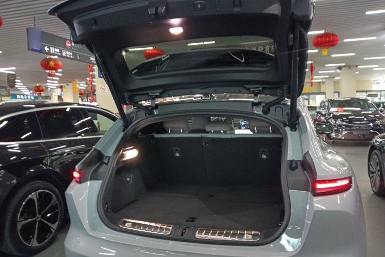 Used Nio ET5T 2025 75 kWh Touring