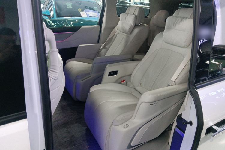 Used Buick GL8 New Energy 2024 Lu Zun Luxury Edition 7-Seater