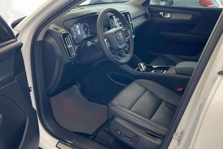 Used Volvo XC40 2022 T4 Four-Wheel Drive Smart & Luxurious Edition
