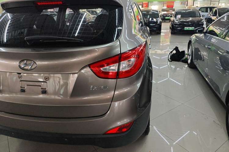 Used Hyundai ix35 2015 2.0L Automatic 2WD Smart Version China V Standard
