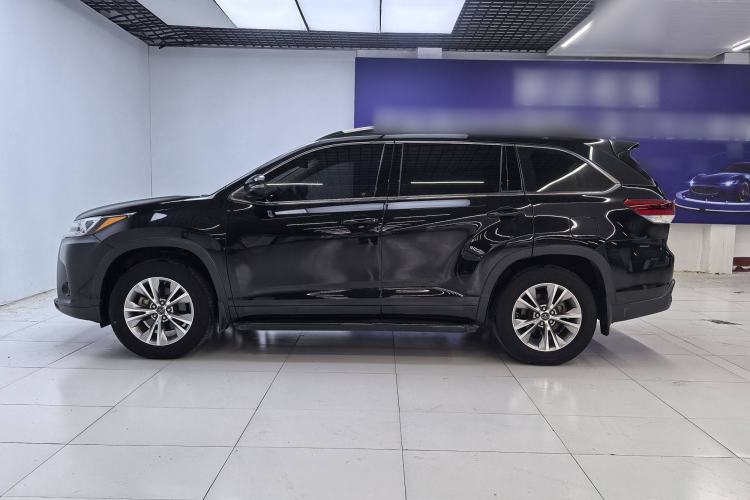 Used Toyota Highlander 2018 2.0T Two-Wheel Drive Elite Version 5 Seats China VI Standard
