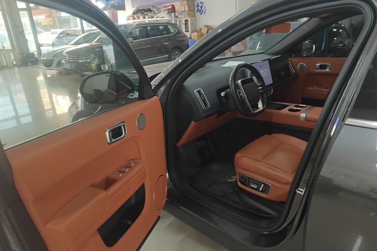 Used Li Auto L7 2023 Pro Model
