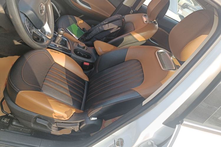 Used Soueast DX7 2017 1.5T Manual Triumph Edition
