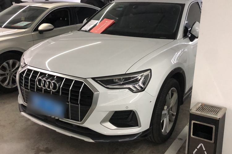 Used Audi Q3 2019 35 TFSI Fashionable and Elegant Model
