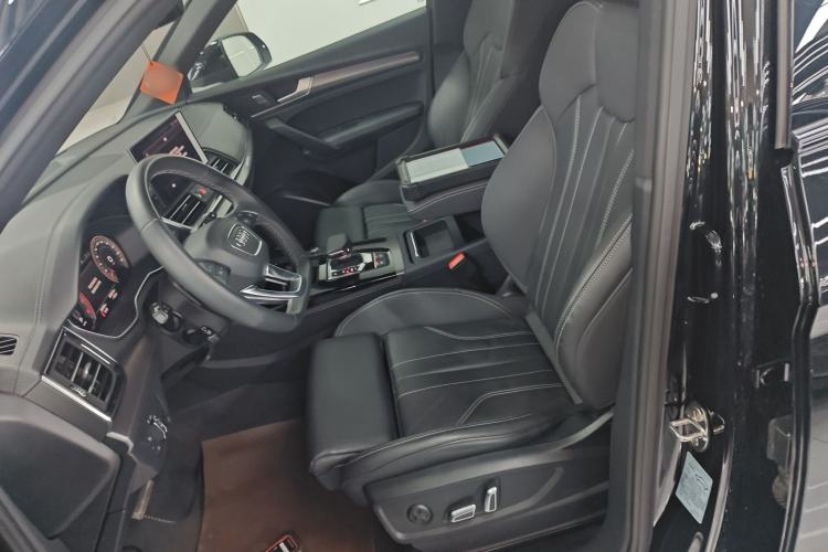 Used Audi Q5L 2024 40 TFSI Luxury Dynamic Edition
