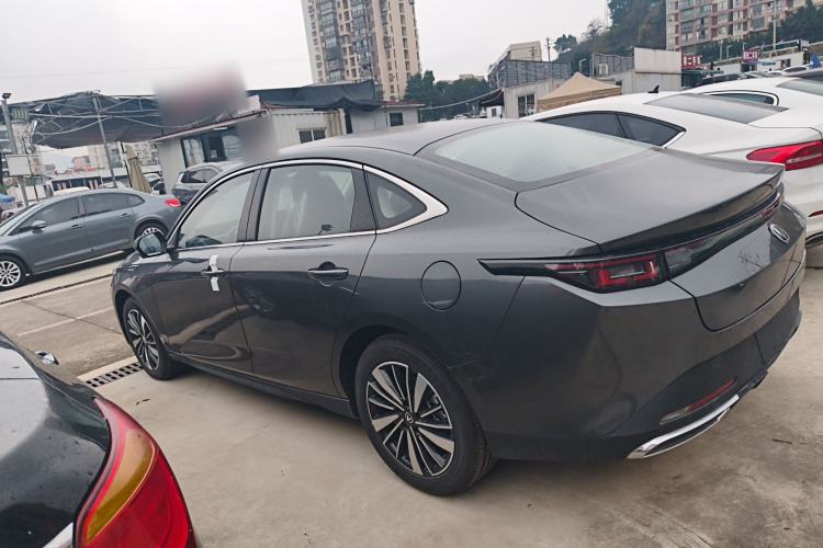 Used Changan Eado PHEV 2025 Smart New Blue Whale 145KM Battleship Edition