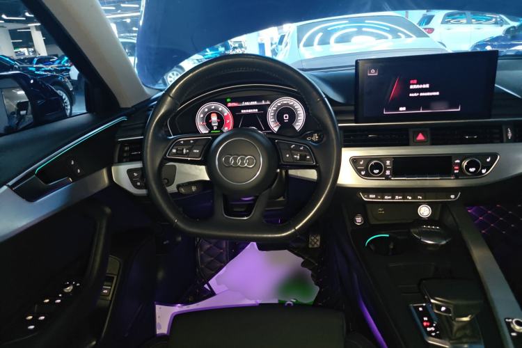 Used Audi A4L 2020 40 TFSI Luxury Dynamic Model
