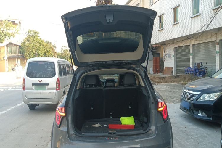 Used Lynk & Co 02 2018 1.5T DCT Two-Wheel Drive Zhaopu Version China V Standard
