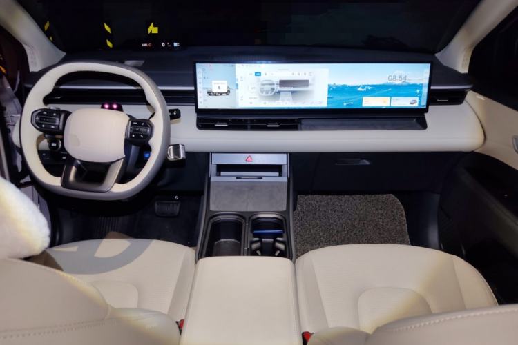 Used Hyundai ELEXIO 2025 Model Two-Wheel-Drive SMART Edition 64.2kWh