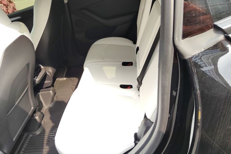 Used Tesla Model Y 2023 Rear-Wheel-Drive Version