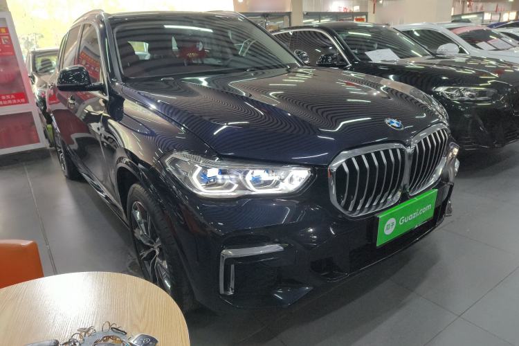 Used BMW X5 2022 Restyled xDrive 30Li Luxury Version M Sport Package
