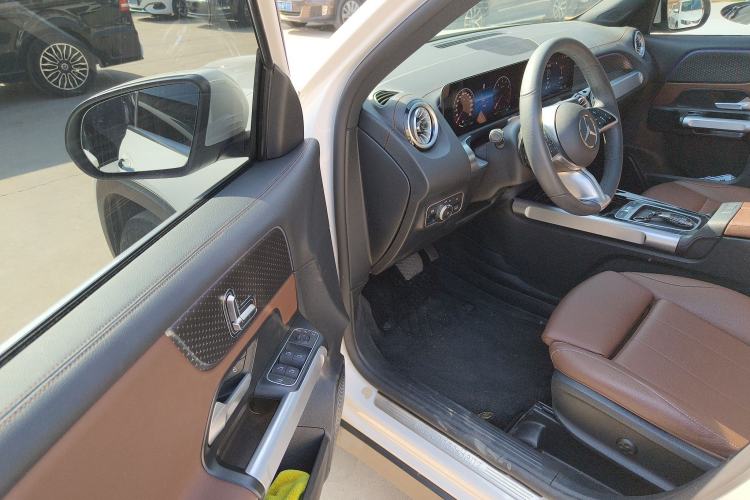 Used Mercedes-Benz GLB 2024 Refresh GLB 220 Dynamic Edition
