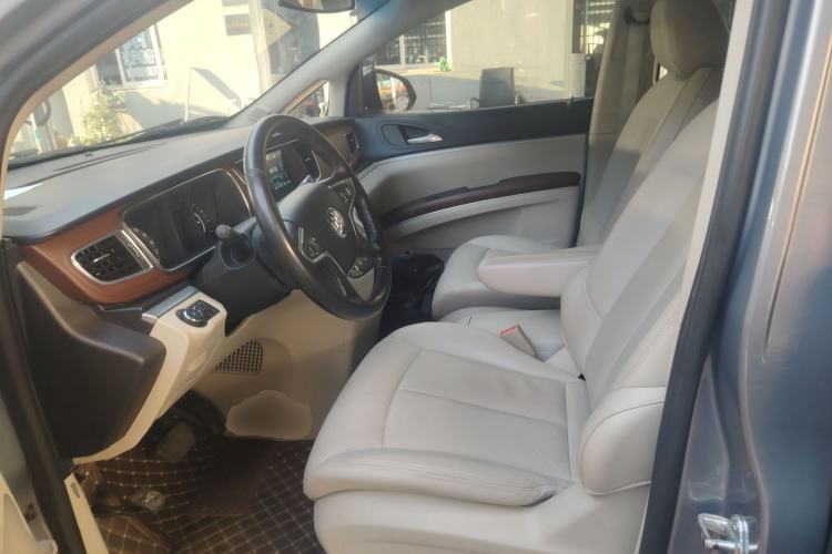 Used Buick GL8 2018 28T Luxury Model China VI Standard