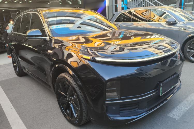 Used Li Auto L8 2023 Pro Model
