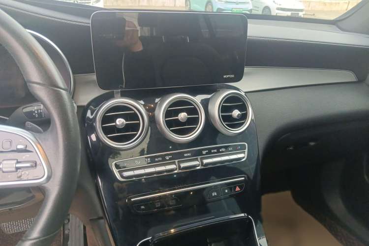 Used Mercedes-Benz GLC 2020 Facelifted GLC 260 L 4MATIC Dynamic Edition
