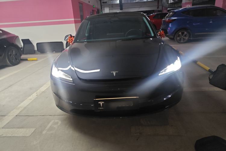 Used Tesla Model 3 2023 Rear-Wheel-Drive Version
