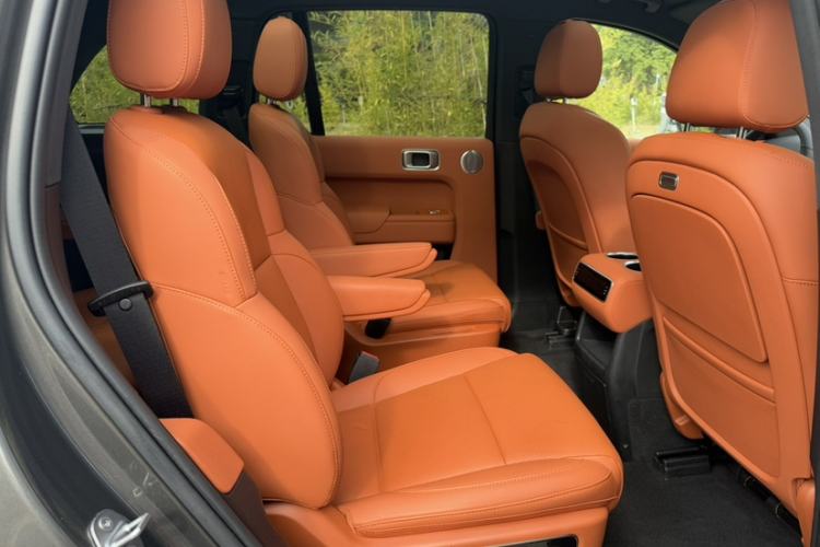 Used Li Auto L8 2024 PRO Model
