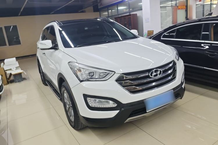 Used Hyundai Santa Fe 2013 2.4L Automatic Two-Wheel Drive Smart Version

