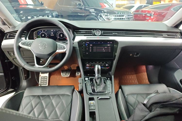 Used Volkswagen Magotan GTE Plug-in Hybrid 2022 GTE Luxury Model
