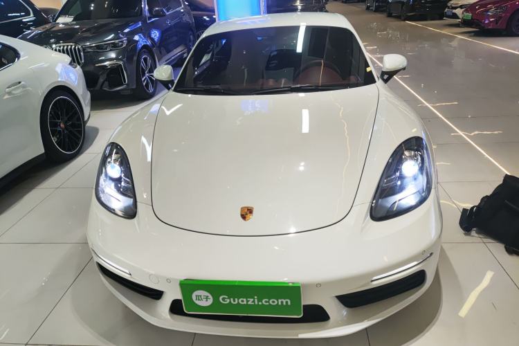 Used Porsche 718 2016 Cayman 2.0T
