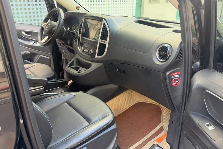 Used Mercedes-Benz Vito 2021 2.0T Business Version 7 Seats