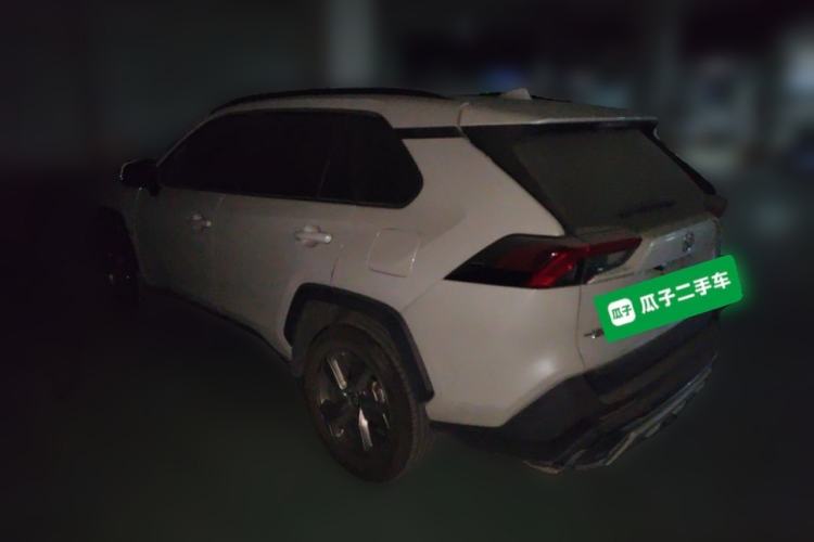 Used Toyota RAV4 2021 2.0L CVT Two-Wheel Drive Fashion PLUS Edition