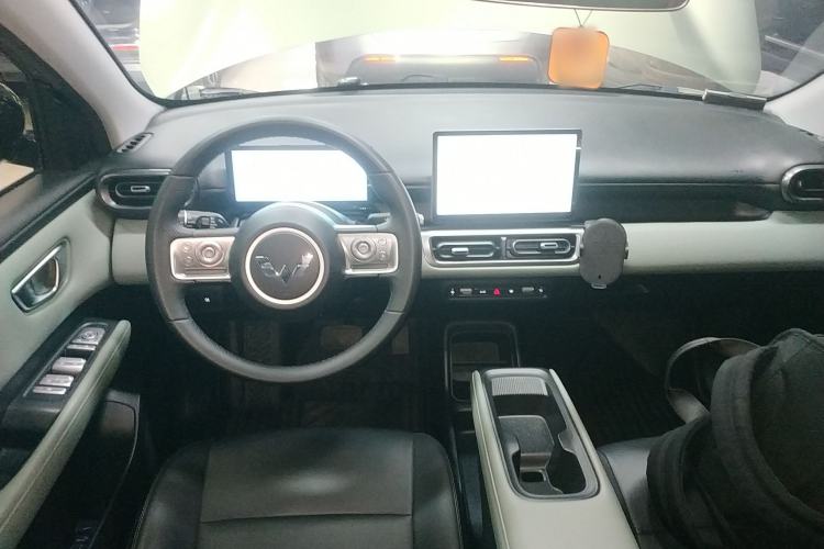 Used Wuling Bingo PLUS 2024 510 km Flagship Edition Four-Seater Version
