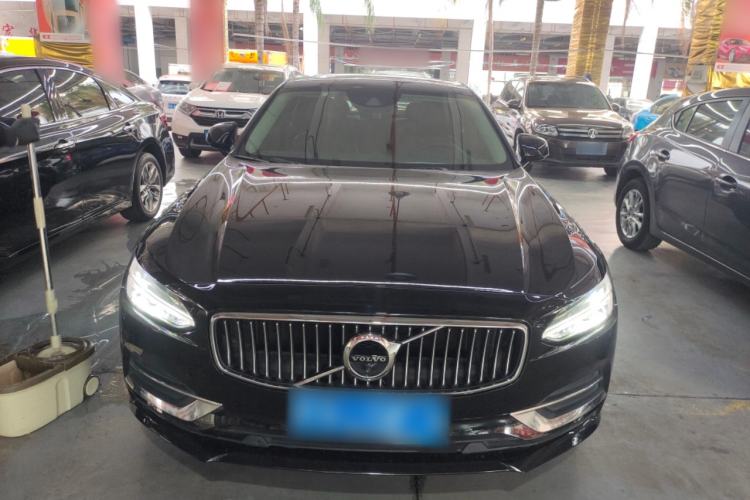 Used Volvo S90 2019 T5 Zhiyuan Edition
