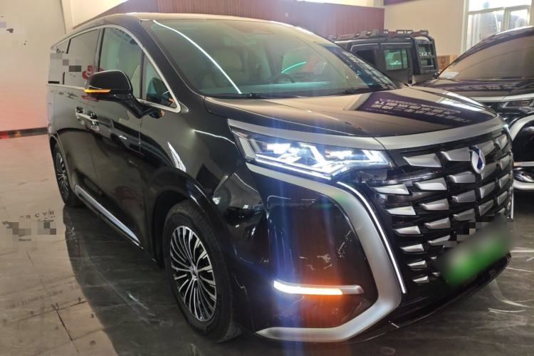 Used Denza D9 2022 DM-i 970 Four-Wheel Drive Flagship Model