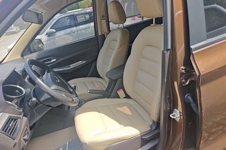 Used Wuling Hongguang 2019 1.5L S Comfort Edition China VI LAR