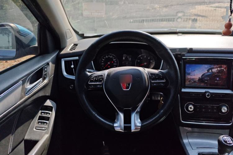 Used Roewe RX5 2016 20T Two-Wheel Drive Manual Flagship Edition