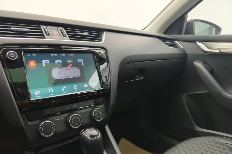 Used Skoda Octavia 2019 TSI280 DSG Luxury Edition
